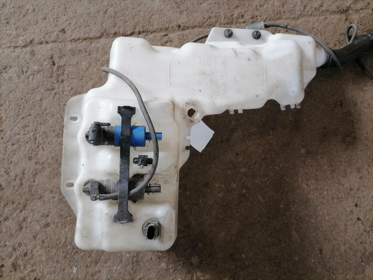 Volvo Windscreen washer fluid tank 84092257 - מגב עבור משאית: תמונה 3 Volvo Windscreen washer fluid tank 84092257 - מגב עבור משאית: תמונה 3