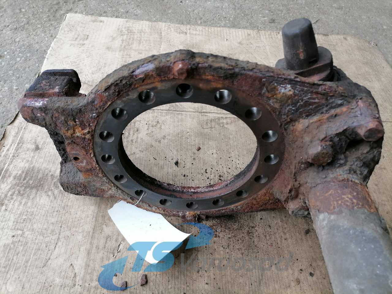 Volvo Z piduri korpus 3092465 - חלק אוניברסלי עבור משאית: תמונה 2 Volvo Z piduri korpus 3092465 - חלק אוניברסלי עבור משאית: תמונה 2