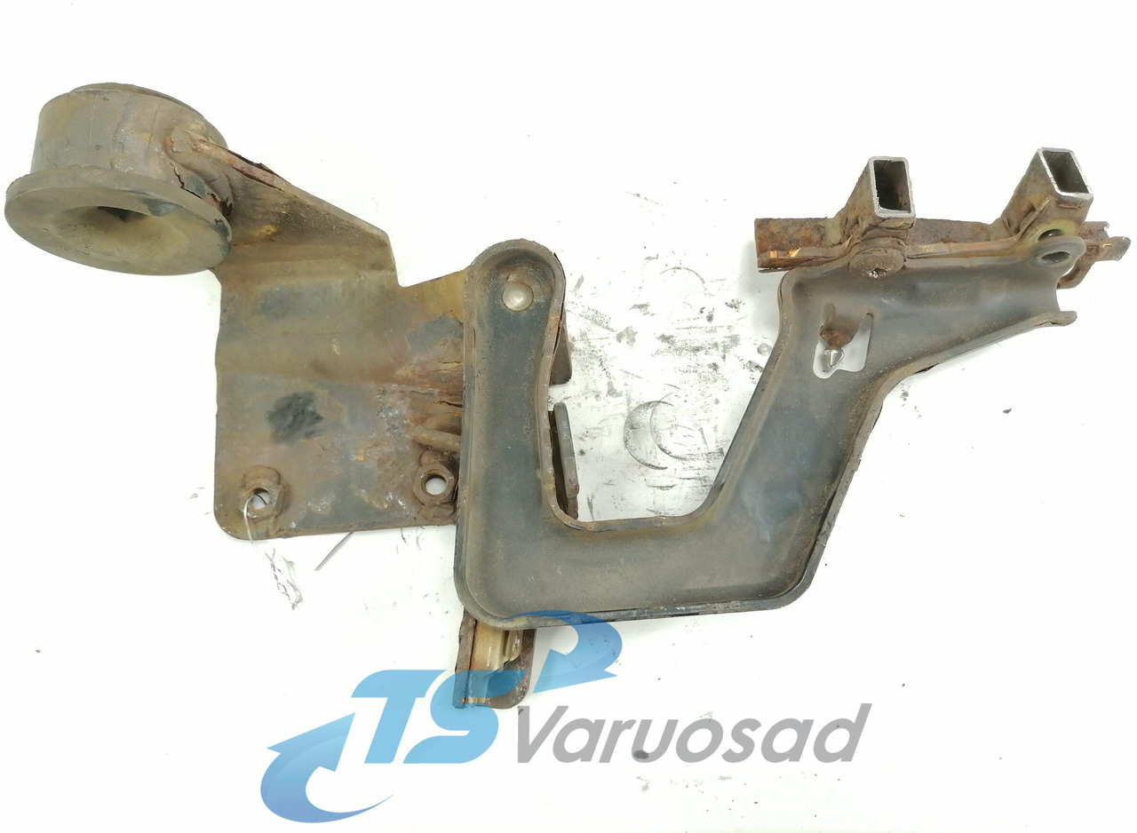 Volvo lower grille carrier hinge 20545095 - גריל עבור משאית: תמונה 3 Volvo lower grille carrier hinge 20545095 - גריל עבור משאית: תמונה 3