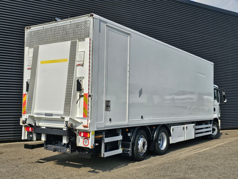 MAN TGM 26.320 / 6x2-4 / LBW / 6000kg TAIL LIFT - משאית וילונות צד: תמונה 2 MAN TGM 26.320 / 6x2-4 / LBW / 6000kg TAIL LIFT - משאית וילונות צד: תמונה 2
