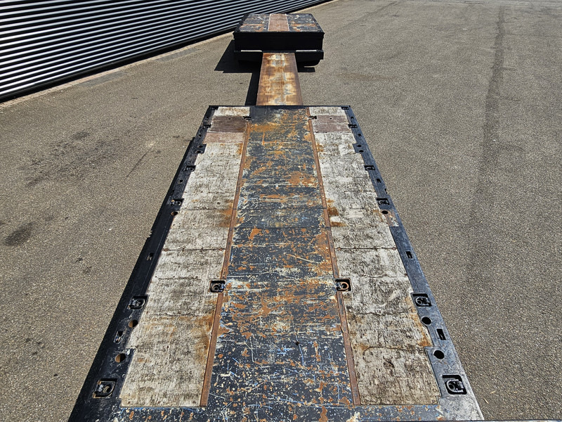 MEUSBURGER MPG 3 / LOW BED / EXTENDABLE / 3 x STEERING AXLE - סמיטריילר עם מטען נמוך: תמונה 5 MEUSBURGER MPG 3 / LOW BED / EXTENDABLE / 3 x STEERING AXLE - סמיטריילר עם מטען נמוך: תמונה 5