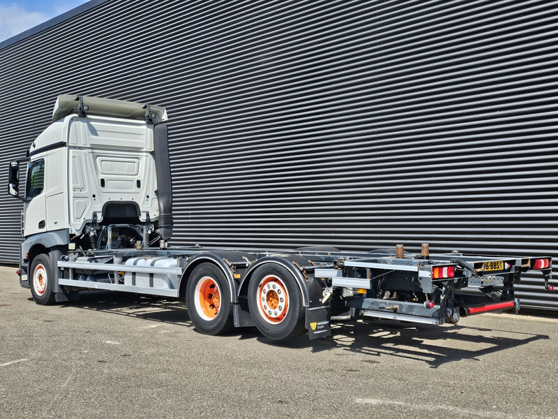 Mercedes-Benz ACTROS 2640 6x2-4 / NL TRUCK - מוביל מכולות/ משאית החלפת גוף: תמונה 3 Mercedes-Benz ACTROS 2640 6x2-4 / NL TRUCK - מוביל מכולות/ משאית החלפת גוף: תמונה 3