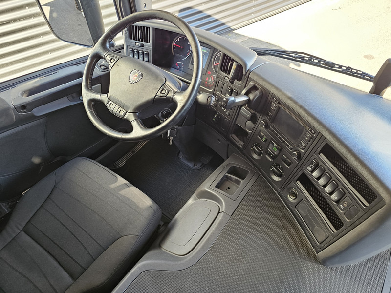 משאית צד נופל/ שטוחה, משאית מנוף Scania P320 4x2 / PALFINGER 14TM / CRANE/KRAN/GRUE: תמונה 12