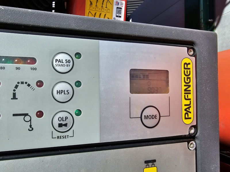 משאית צד נופל/ שטוחה, משאית מנוף Scania P320 4x2 / PALFINGER 14TM / CRANE/KRAN/GRUE: תמונה 18