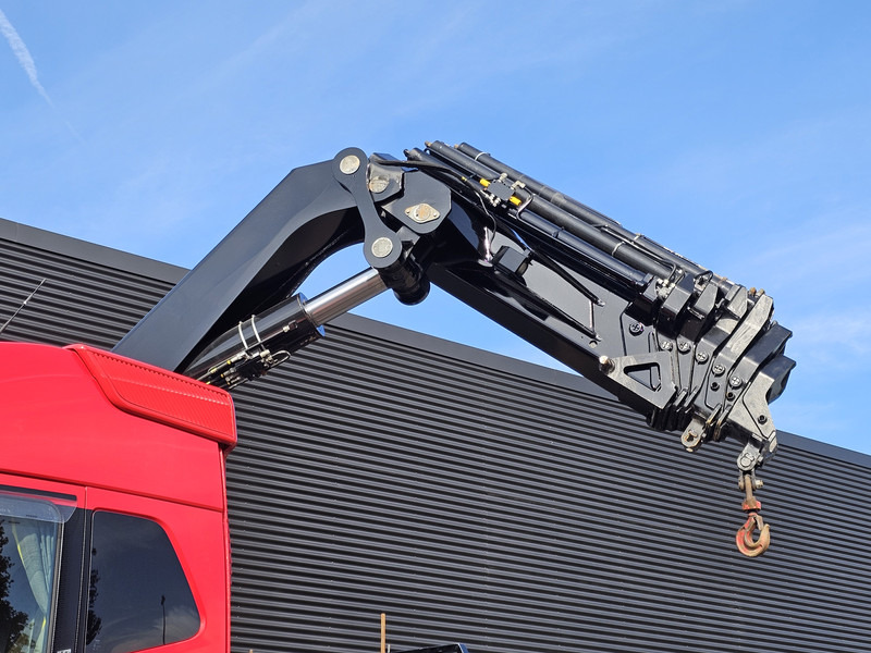 Volvo FH 16.650 8x4 / HIAB 105 t/m CRANE / KRAN - משאית מנוף: תמונה 4 Volvo FH 16.650 8x4 / HIAB 105 t/m CRANE / KRAN - משאית מנוף: תמונה 4