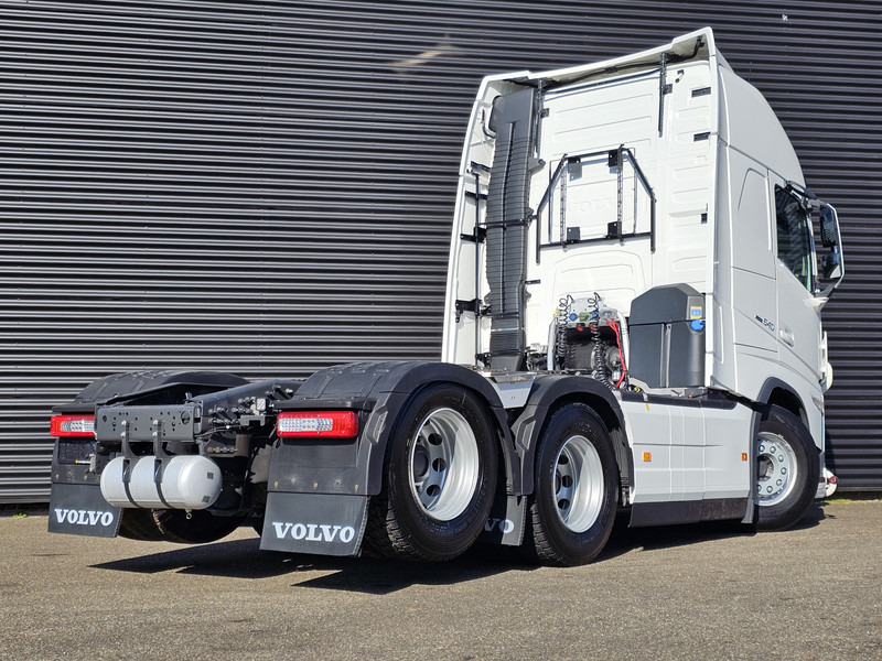 Volvo FH 540 / 6X4 / BOOGIE / RETARDER / FULL AIR / 312DKM - יחידת טרקטור: תמונה 3 Volvo FH 540 / 6X4 / BOOGIE / RETARDER / FULL AIR / 312DKM - יחידת טרקטור: תמונה 3