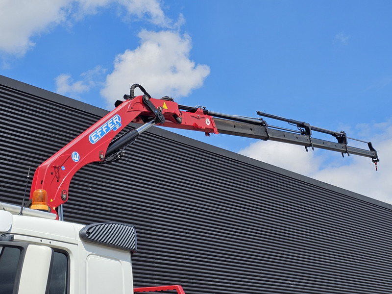 Volvo FM 330 4x2 / EFFER 12.5 t/m CRANE / KRAN - משאית מנוף: תמונה 2 Volvo FM 330 4x2 / EFFER 12.5 t/m CRANE / KRAN - משאית מנוף: תמונה 2