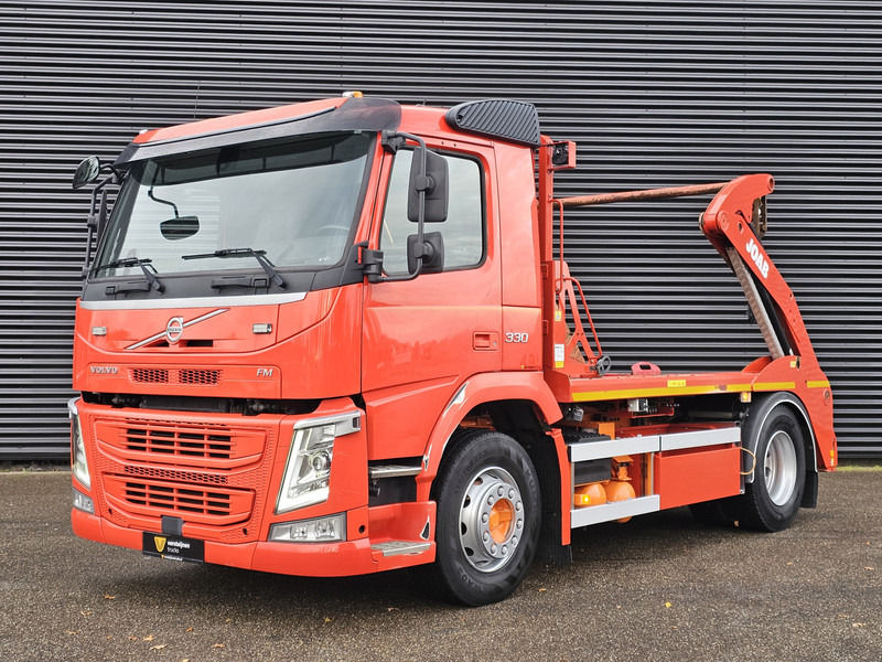 Volvo FM 330 / PORTAAL / ABSETZKIPPER - משאית דילוג העמסה: תמונה 1 Volvo FM 330 / PORTAAL / ABSETZKIPPER - משאית דילוג העמסה: תמונה 1
