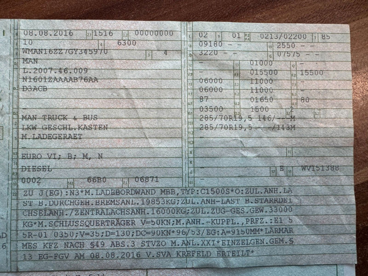 MAN 15.290 4X2 Koffer mit Hebebühne AHK - משאית תיבה: תמונה 2 MAN 15.290 4X2 Koffer mit Hebebühne AHK - משאית תיבה: תמונה 2