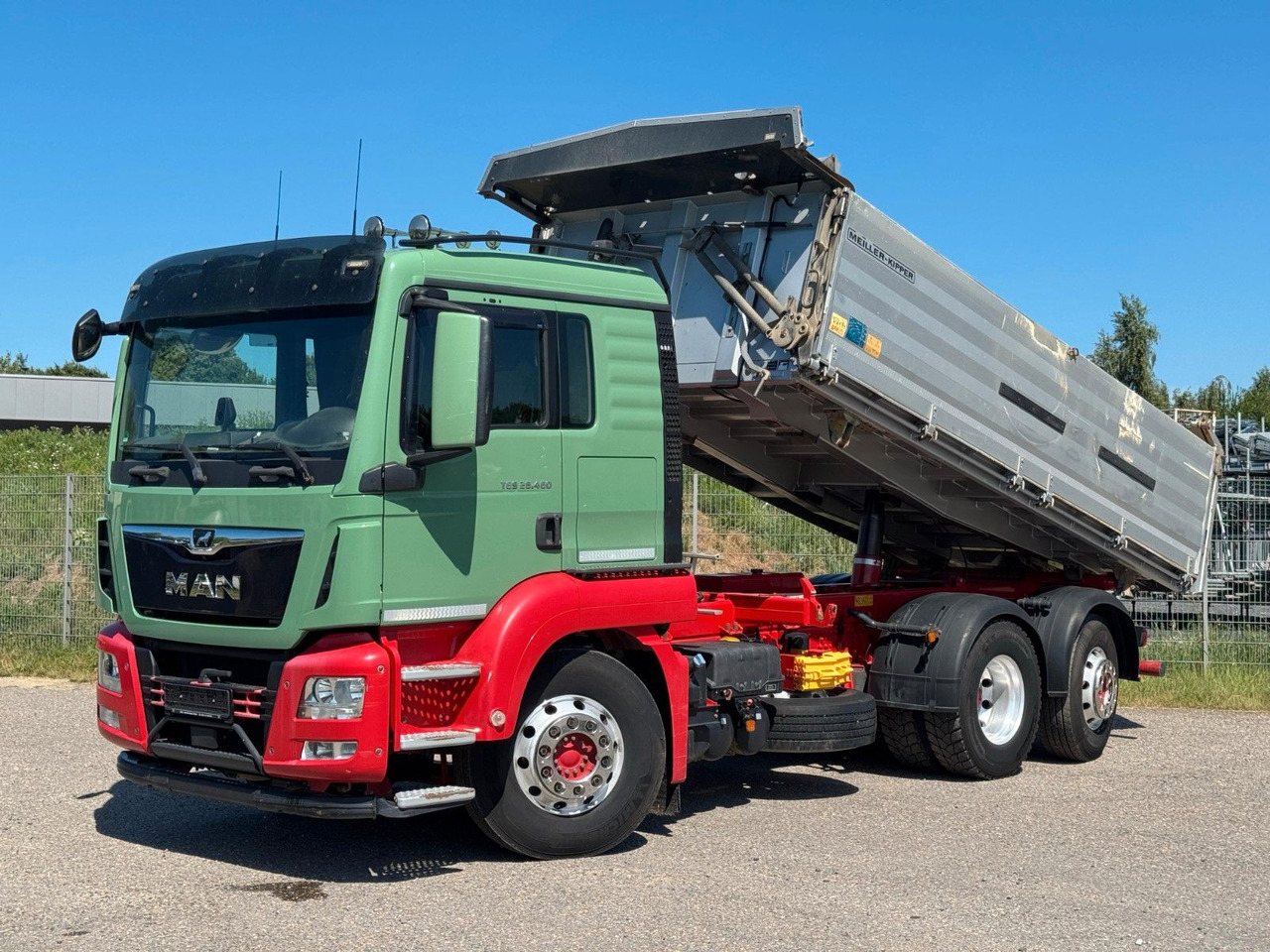 MAN 26.460 6x2 Meiller 3. Seitenkipper - מזהיר: תמונה 2 MAN 26.460 6x2 Meiller 3. Seitenkipper - מזהיר: תמונה 2