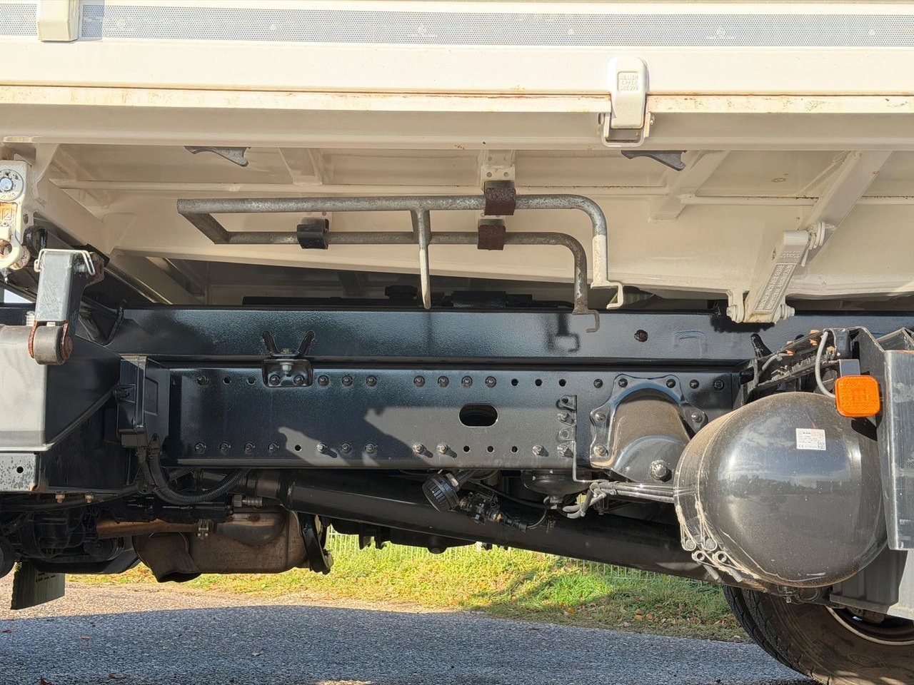 כלי רכב מסחרי מזהיר MAN 8.220 4x2 Meiller 3S. Kipper | TOP Zustand!: תמונה 13 כלי רכב מסחרי מזהיר MAN 8.220 4x2 Meiller 3S. Kipper | TOP Zustand!: תמונה 13