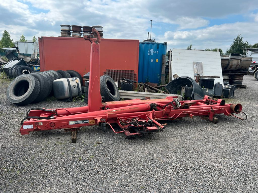 Meiller Abrollaufbau für 6X4 mit 3,90 Radstand - משאית הרמת וו: תמונה 3 Meiller Abrollaufbau für 6X4 mit 3,90 Radstand - משאית הרמת וו: תמונה 3