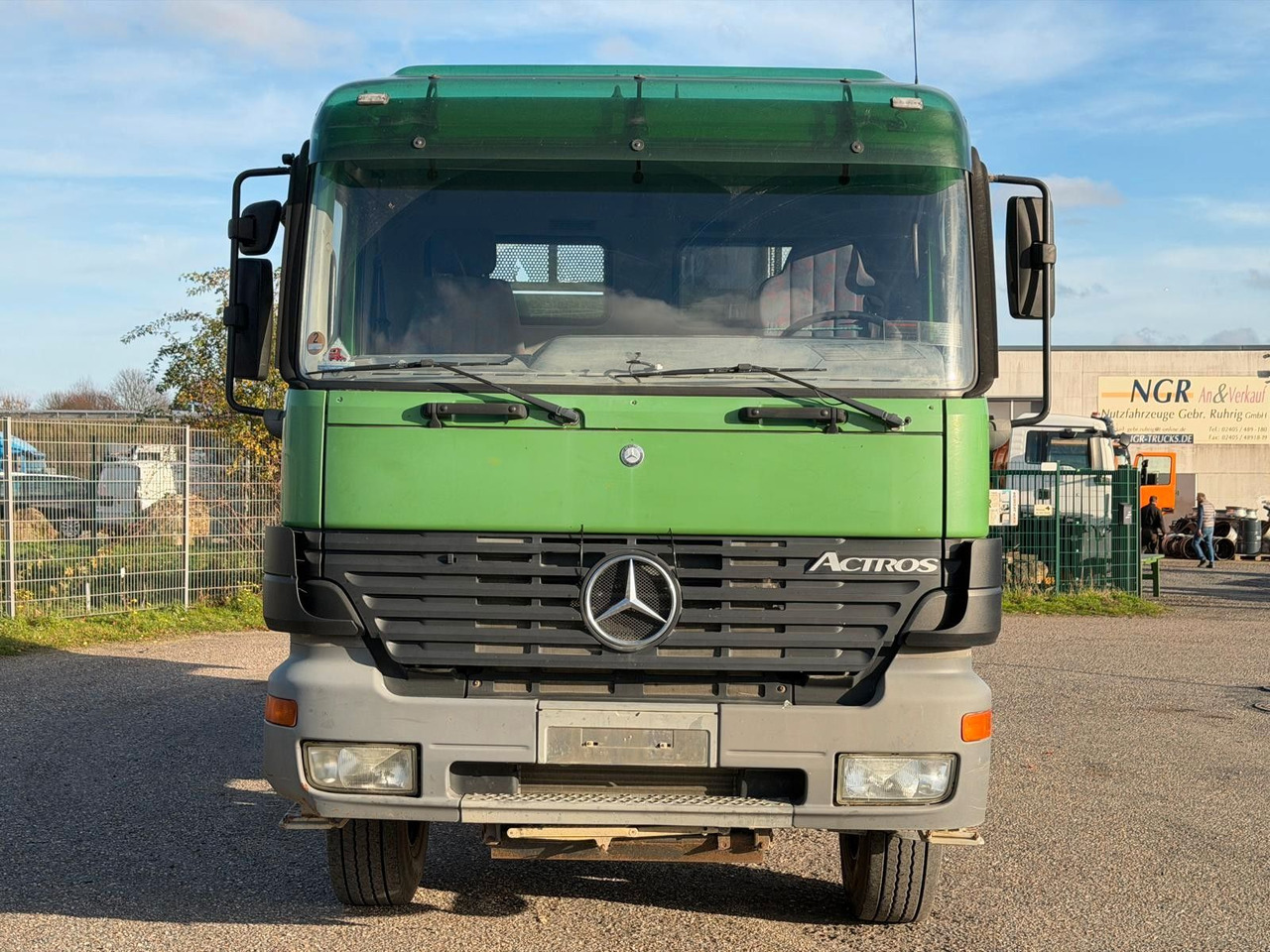 Mercedes-Benz 2643 6x4 Meiller 3S. Kipper Bordmatik | Blatt/Bl - מזהיר: תמונה 3 Mercedes-Benz 2643 6x4 Meiller 3S. Kipper Bordmatik | Blatt/Bl - מזהיר: תמונה 3