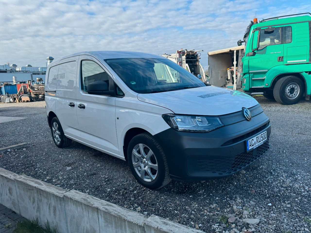 Volkswagen Caddy Cargo Basis 2,0 TDI Klima Radio touch - מכונית: תמונה 1 Volkswagen Caddy Cargo Basis 2,0 TDI Klima Radio touch - מכונית: תמונה 1