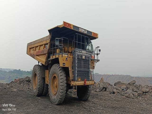 CAT 777E - משאית סלעים/ מסיר פסולת קשיח: תמונה 4 CAT 777E - משאית סלעים/ מסיר פסולת קשיח: תמונה 4