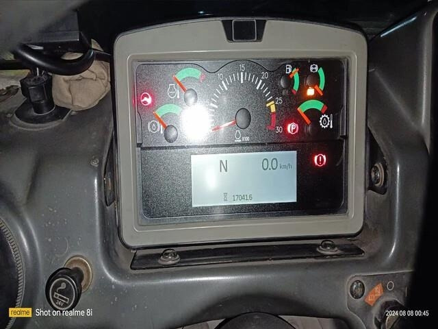 CAT 777E - משאית סלעים/ מסיר פסולת קשיח: תמונה 4 CAT 777E - משאית סלעים/ מסיר פסולת קשיח: תמונה 4