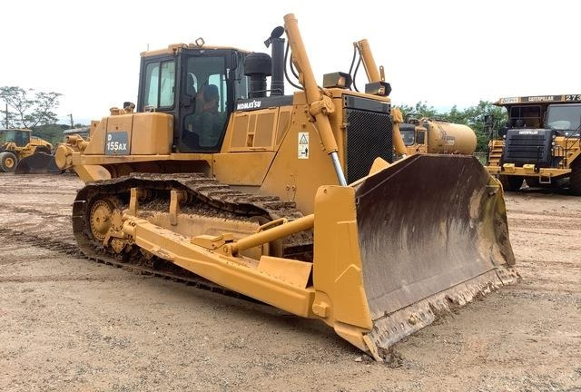 Komatsu D155AX-6 - דחפור: תמונה 4 Komatsu D155AX-6 - דחפור: תמונה 4