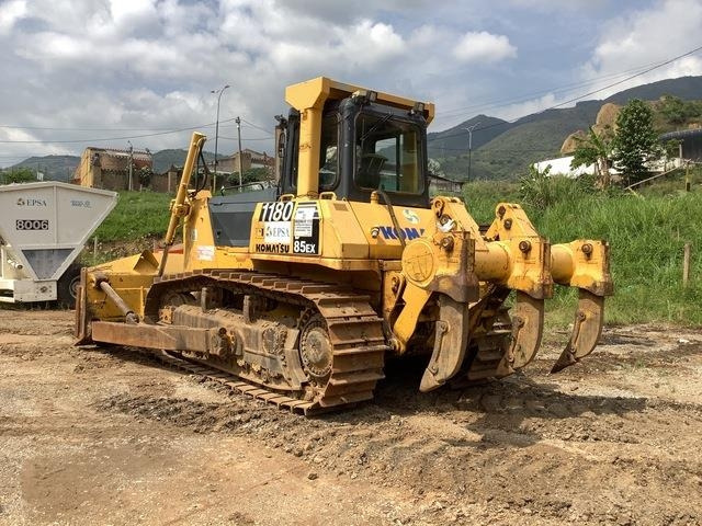 Komatsu D85EX-15 - דחפור: תמונה 2 Komatsu D85EX-15 - דחפור: תמונה 2