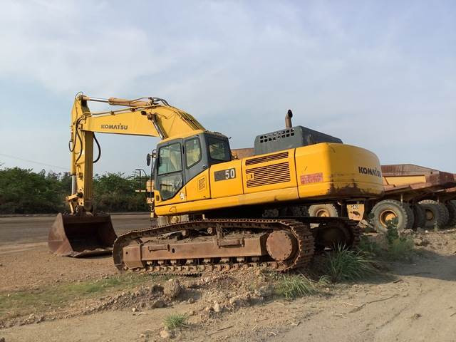 Komatsu PC450LCHD-7EO - מחפר סורק: תמונה 2 Komatsu PC450LCHD-7EO - מחפר סורק: תמונה 2
