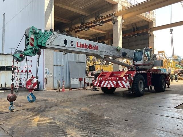 Link-Belt RTC8050-2 - עגורן שטח מחוספס: תמונה 2 Link-Belt RTC8050-2 - עגורן שטח מחוספס: תמונה 2