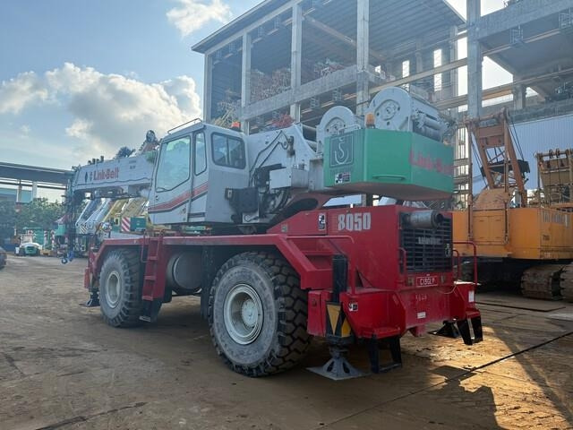 Link-Belt RTC8050-2 - עגורן שטח מחוספס: תמונה 2 Link-Belt RTC8050-2 - עגורן שטח מחוספס: תמונה 2