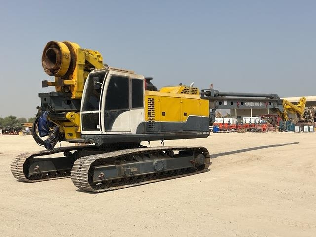 Bauer MBG24 - אסדת קידוח: תמונה 1 Bauer MBG24 - אסדת קידוח: תמונה 1