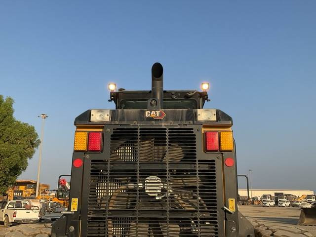 מפלסת CAT 14L AWD: תמונה 23