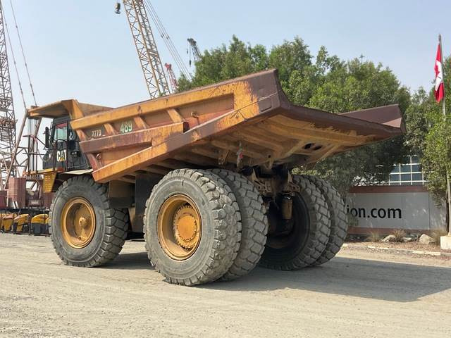 CAT 777D - משאית סלעים/ מסיר פסולת קשיח: תמונה 2 CAT 777D - משאית סלעים/ מסיר פסולת קשיח: תמונה 2