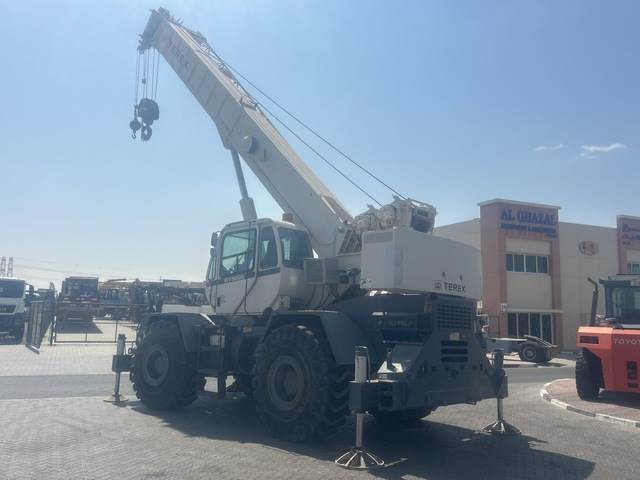 Terex RT555 - עגורן שטח מחוספס: תמונה 2 Terex RT555 - עגורן שטח מחוספס: תמונה 2