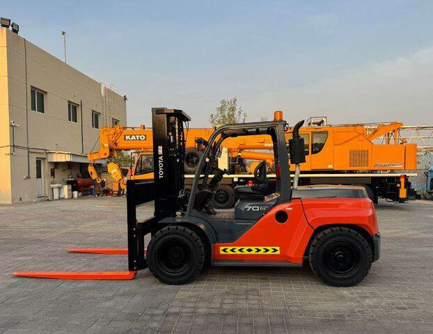 Toyota 8FD70N - מלגזת סולר: תמונה 2 Toyota 8FD70N - מלגזת סולר: תמונה 2