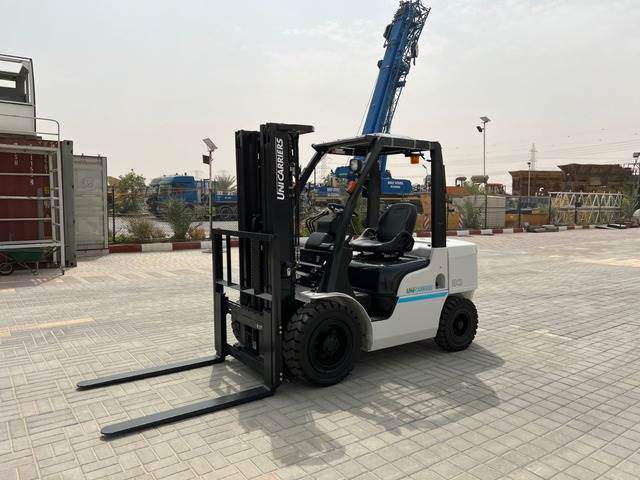 UniCarriers YG1F2A30U - מלגזת סולר: תמונה 1 UniCarriers YG1F2A30U - מלגזת סולר: תמונה 1
