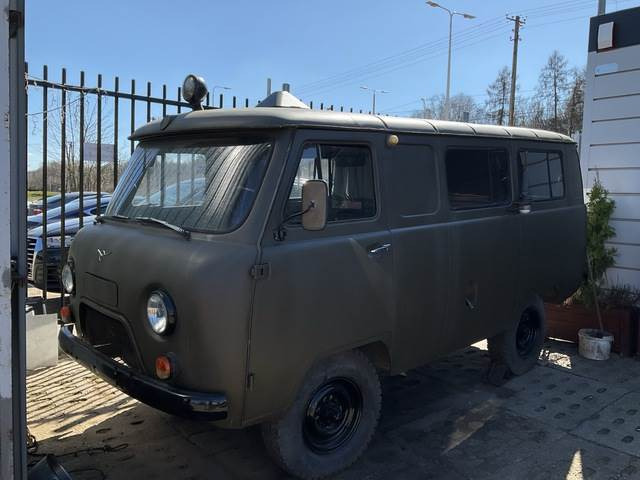 UAZ 452A3 - כלי רכב מסחרי עם לוח: תמונה 2 UAZ 452A3 - כלי רכב מסחרי עם לוח: תמונה 2