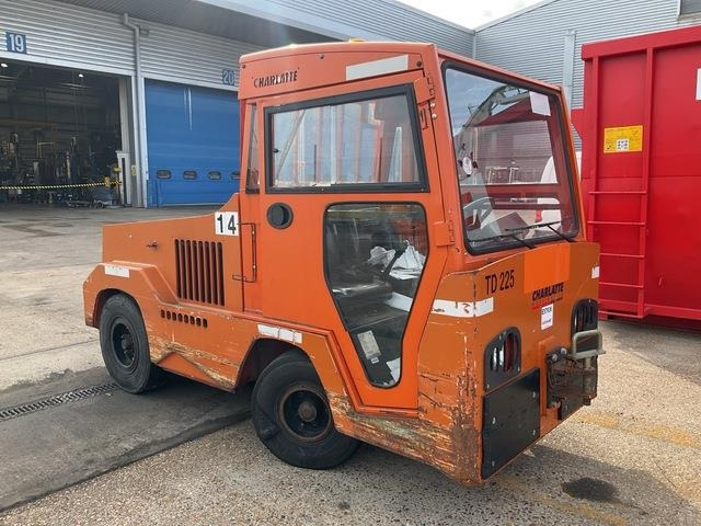 Charlatte TD225 - טרקטור גרירה: תמונה 4 Charlatte TD225 - טרקטור גרירה: תמונה 4