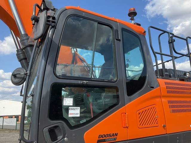 מחפר סורק Doosan DX300LC-7: תמונה 23