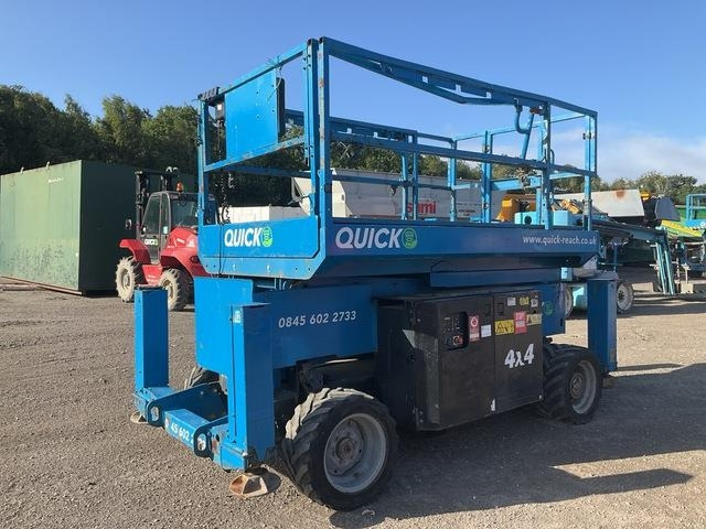 Genie GS2669RT - מעלית מספריים: תמונה 1 Genie GS2669RT - מעלית מספריים: תמונה 1