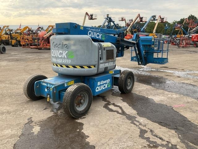 Genie Z45/25J - זרוע מרפקי: תמונה 3 Genie Z45/25J - זרוע מרפקי: תמונה 3