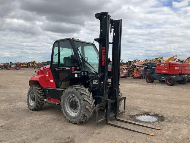 Manitou M30-4 - מלגזת שטח קשה: תמונה 4 Manitou M30-4 - מלגזת שטח קשה: תמונה 4
