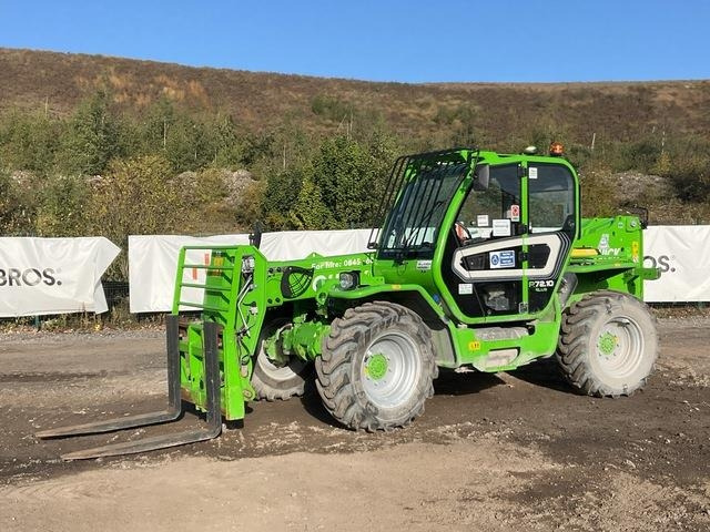 Merlo P72.10 - מפעיל טלסקופי: תמונה 1 Merlo P72.10 - מפעיל טלסקופי: תמונה 1