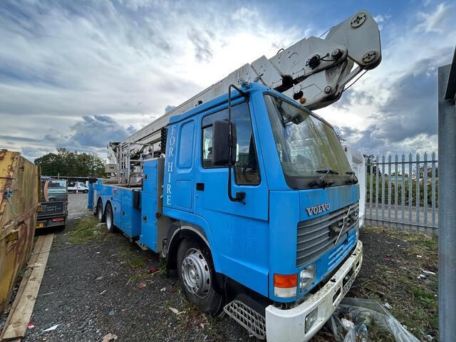 Volvo FL10 - משאית מנוף: תמונה 5 Volvo FL10 - משאית מנוף: תמונה 5
