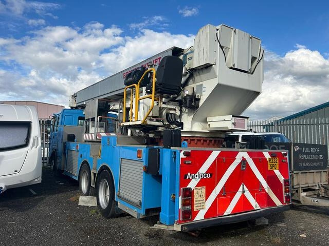 Volvo FL10 - משאית מנוף: תמונה 3 Volvo FL10 - משאית מנוף: תמונה 3