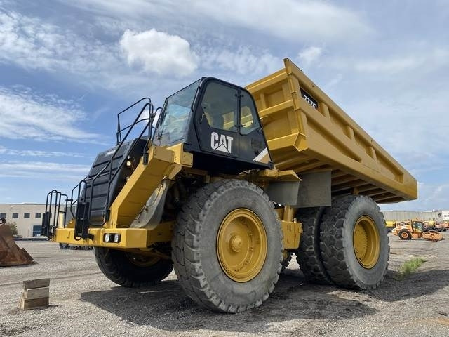 CAT 777F - משאית סלעים/ מסיר פסולת קשיח: תמונה 1 CAT 777F - משאית סלעים/ מסיר פסולת קשיח: תמונה 1
