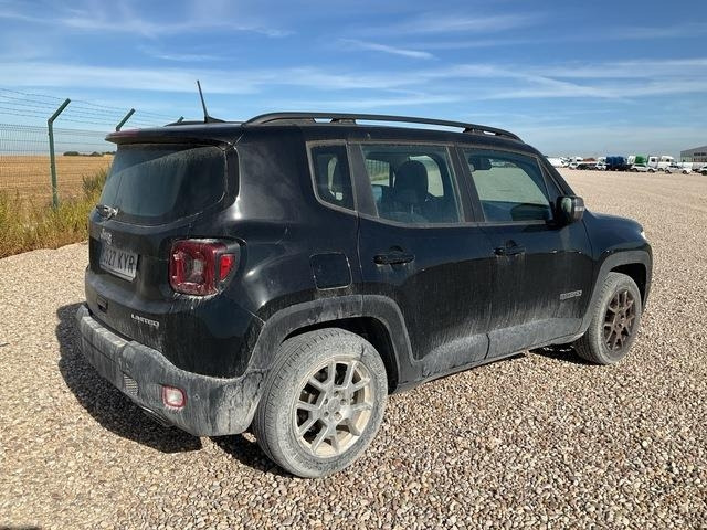 Jeep Renegade - מכונית: תמונה 3 Jeep Renegade - מכונית: תמונה 3