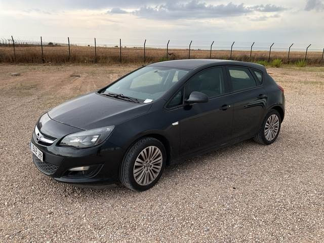 Opel Astra - מכונית: תמונה 1 Opel Astra - מכונית: תמונה 1