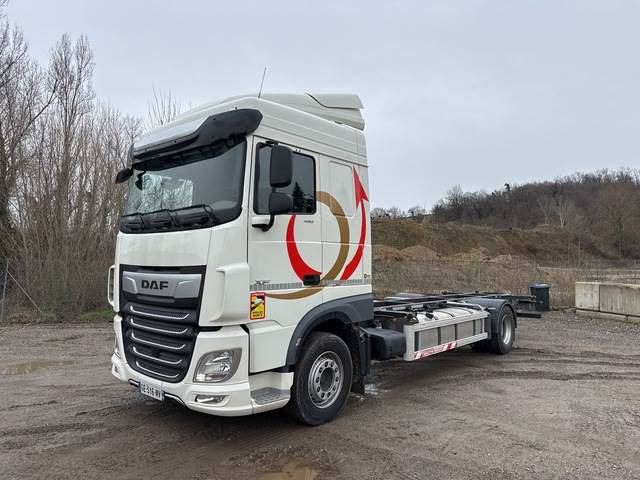 DAF XF450 - מוביל מכולות/ משאית החלפת גוף: תמונה 1 DAF XF450 - מוביל מכולות/ משאית החלפת גוף: תמונה 1