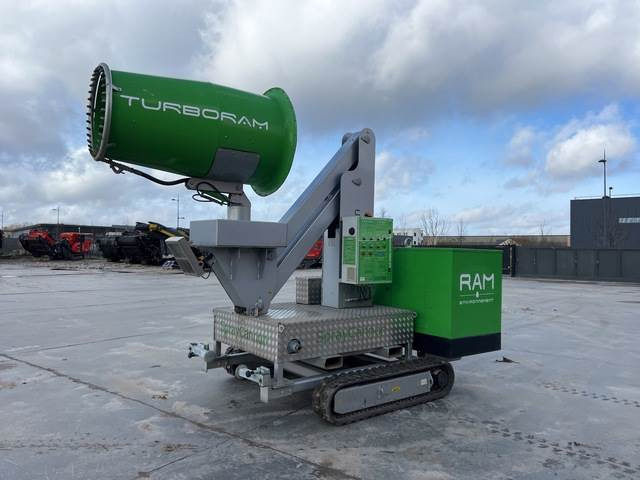 MB Crusher SC60SMT - ציוד בנייה: תמונה 1 MB Crusher SC60SMT - ציוד בנייה: תמונה 1