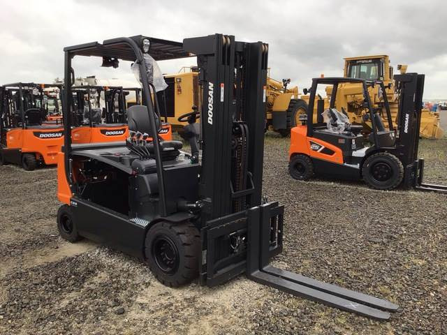 Doosan B35X-7 PLUS - מלגזה חשמלית: תמונה 4 Doosan B35X-7 PLUS - מלגזה חשמלית: תמונה 4