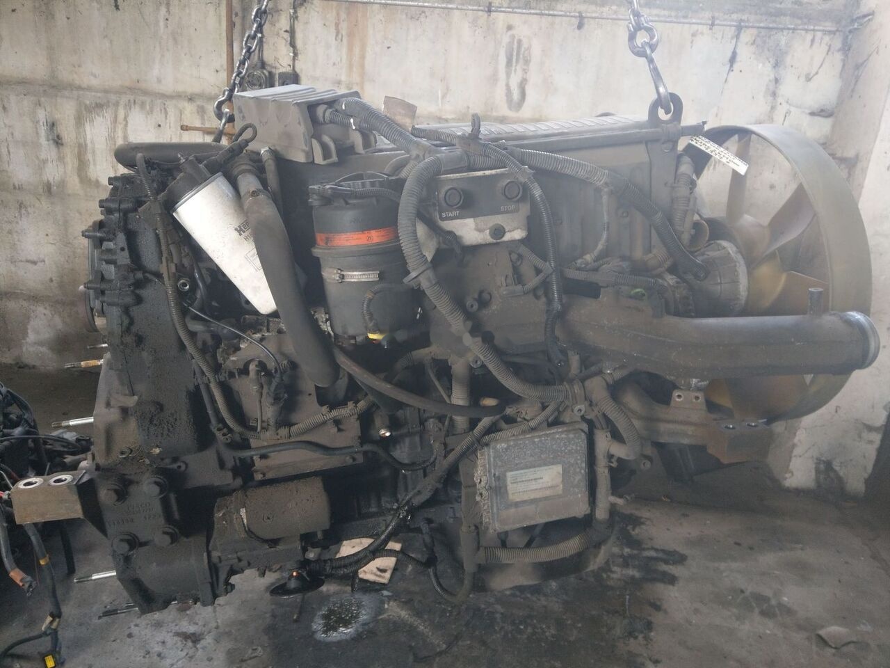 IVECO Cursor 8 F2BE0681F - מנוע עבור משאית: תמונה 2 IVECO Cursor 8 F2BE0681F - מנוע עבור משאית: תמונה 2