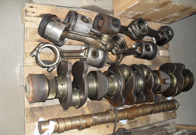 Kurbelwelle DH12 Volvo - גל ארכובה עבור אוטובוס: תמונה 1 Kurbelwelle DH12 Volvo - גל ארכובה עבור אוטובוס: תמונה 1