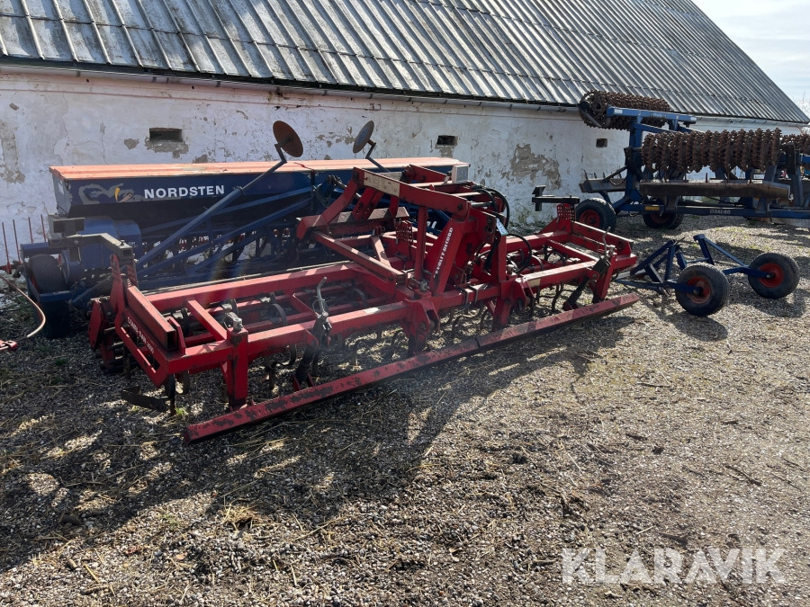 Såsæt Doublet-Record / Nordsten Combi Dan 3000 / Lift-o-matic - ציוד זריעה: תמונה 4 Såsæt Doublet-Record / Nordsten Combi Dan 3000 / Lift-o-matic - ציוד זריעה: תמונה 4