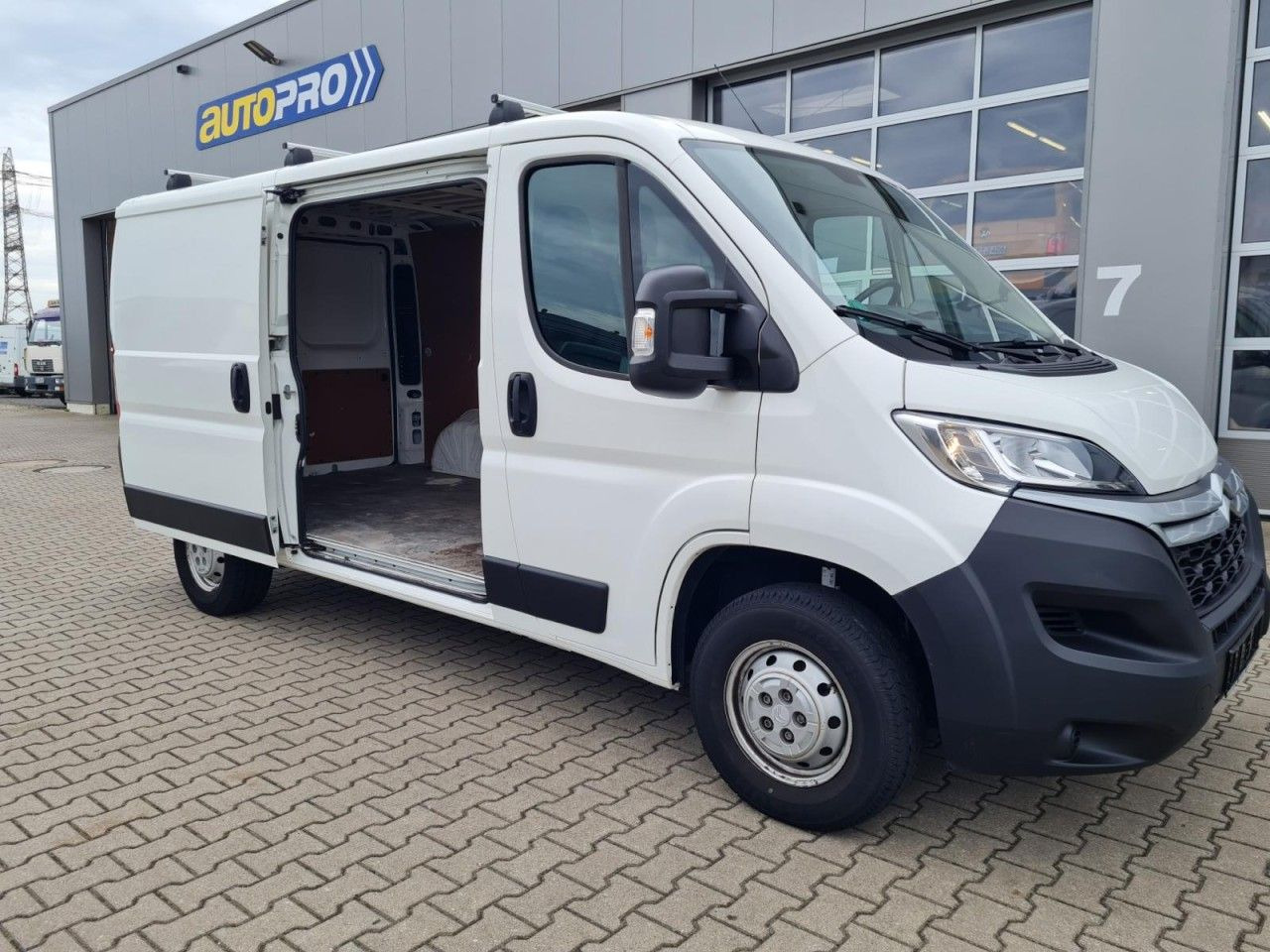 Citroën Jumper 33 Kasten 2,2 HDi L2H1 Klima Tempomat - כלי רכב מסחרי קטן: תמונה 4 Citroën Jumper 33 Kasten 2,2 HDi L2H1 Klima Tempomat - כלי רכב מסחרי קטן: תמונה 4